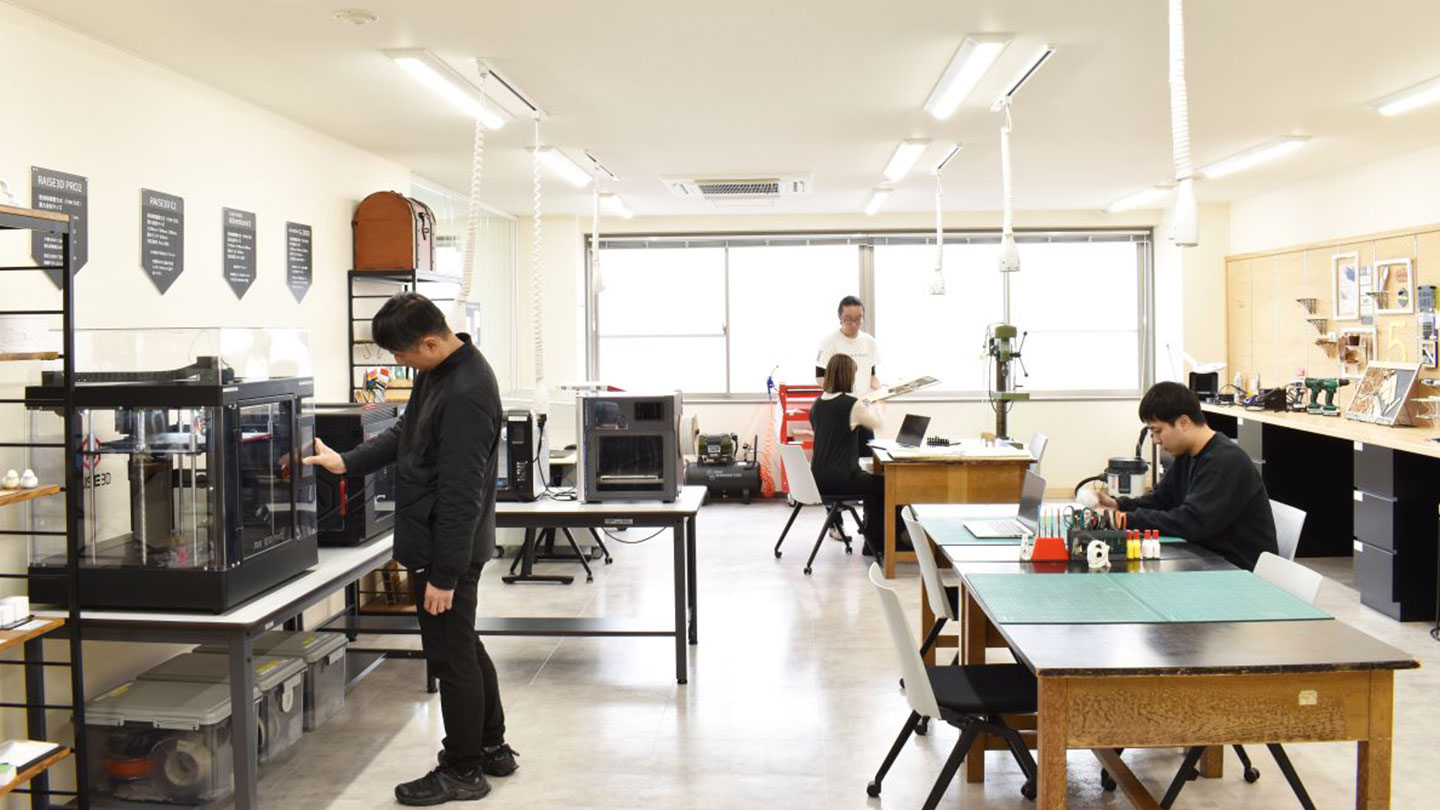 六郷BASE（東京・大田区）の制作スペース
